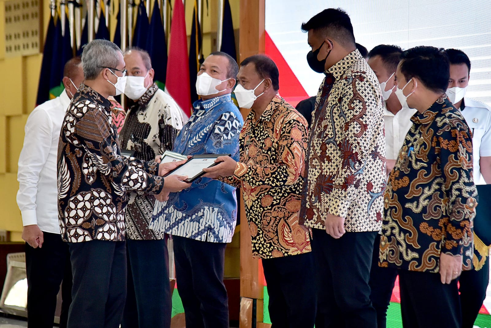 KPK Berikan Penghargaan Kepada Pemkab Deli Serdang