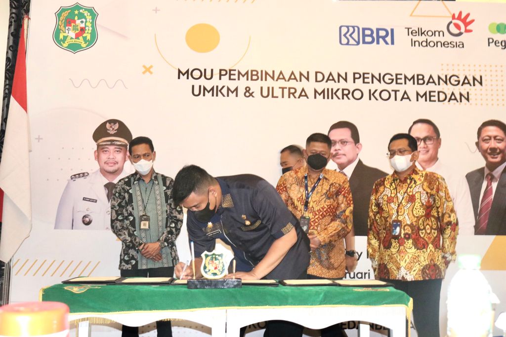 Bina dan Kembangkan UMKM, Bobby Nasution Tandatangani Kesepakatan Bersama dengan BRI, Pegadaian, dan PNM