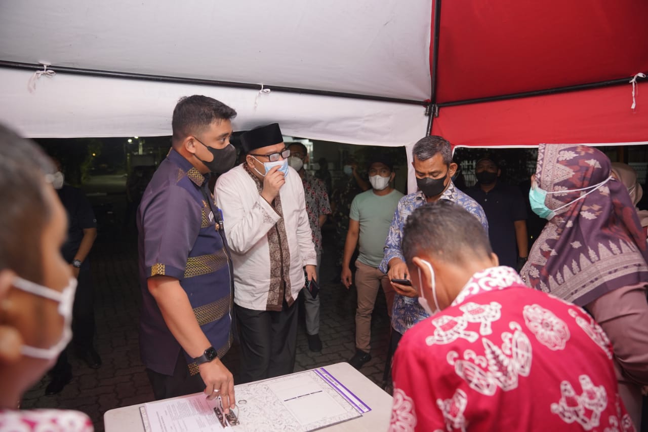 Bobby Nasution Tinjau Isolasi Lingkungan XVII Harjosari II  Medan Amplas