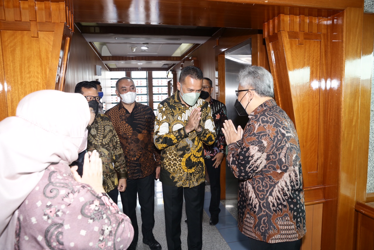 Kunjungi Bank BJB,  Musa Rajekshah Ingin Bank Sumut  Â Juga Bisa Diterima di Provinsi Lain