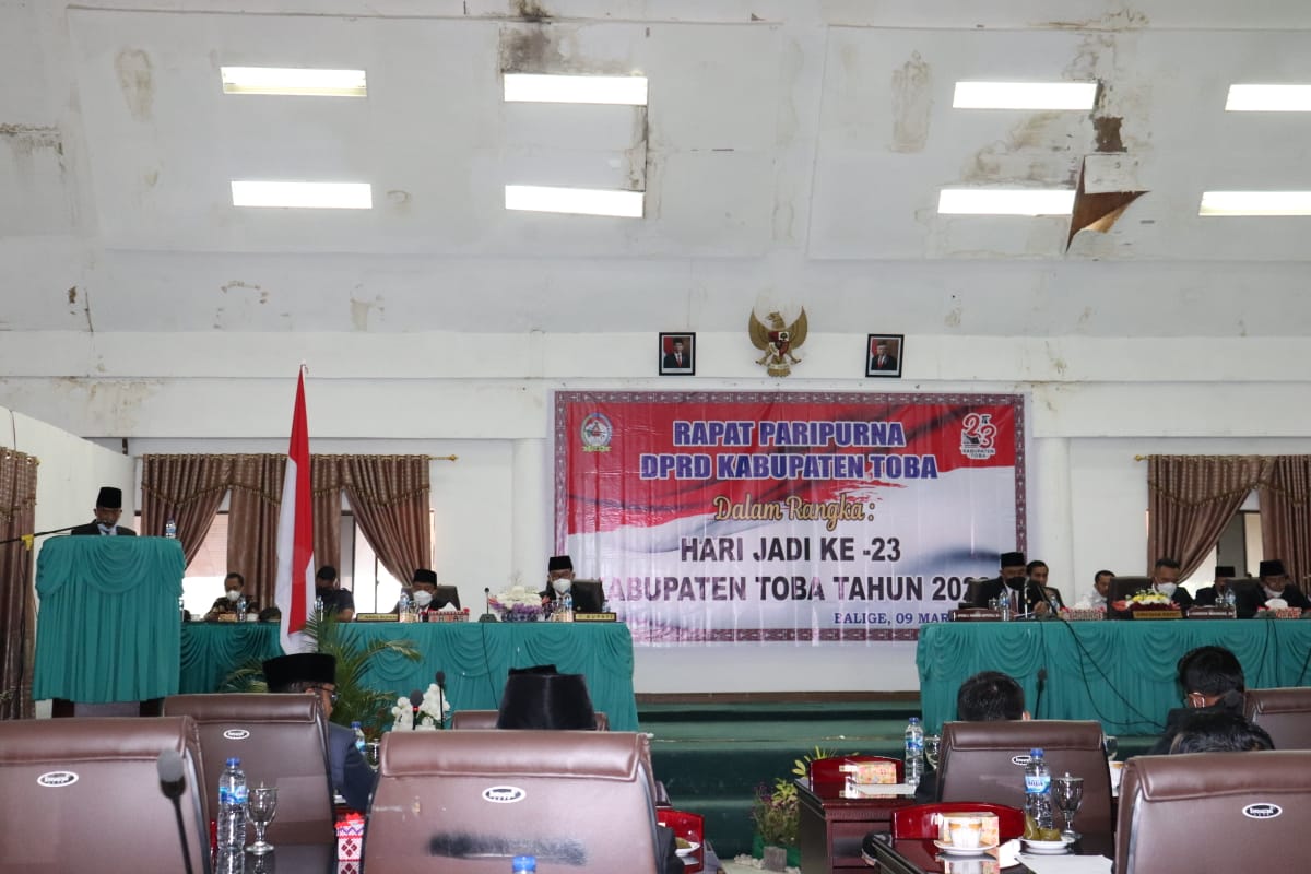 HUT ke -23 Kabupaten Toba Diawali Rapat Paripurna DPRD