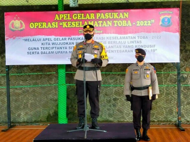 Kapolres Tapsel Pimpin Apel Gelar Pasukan Operasi Keselamatan Toba 2022