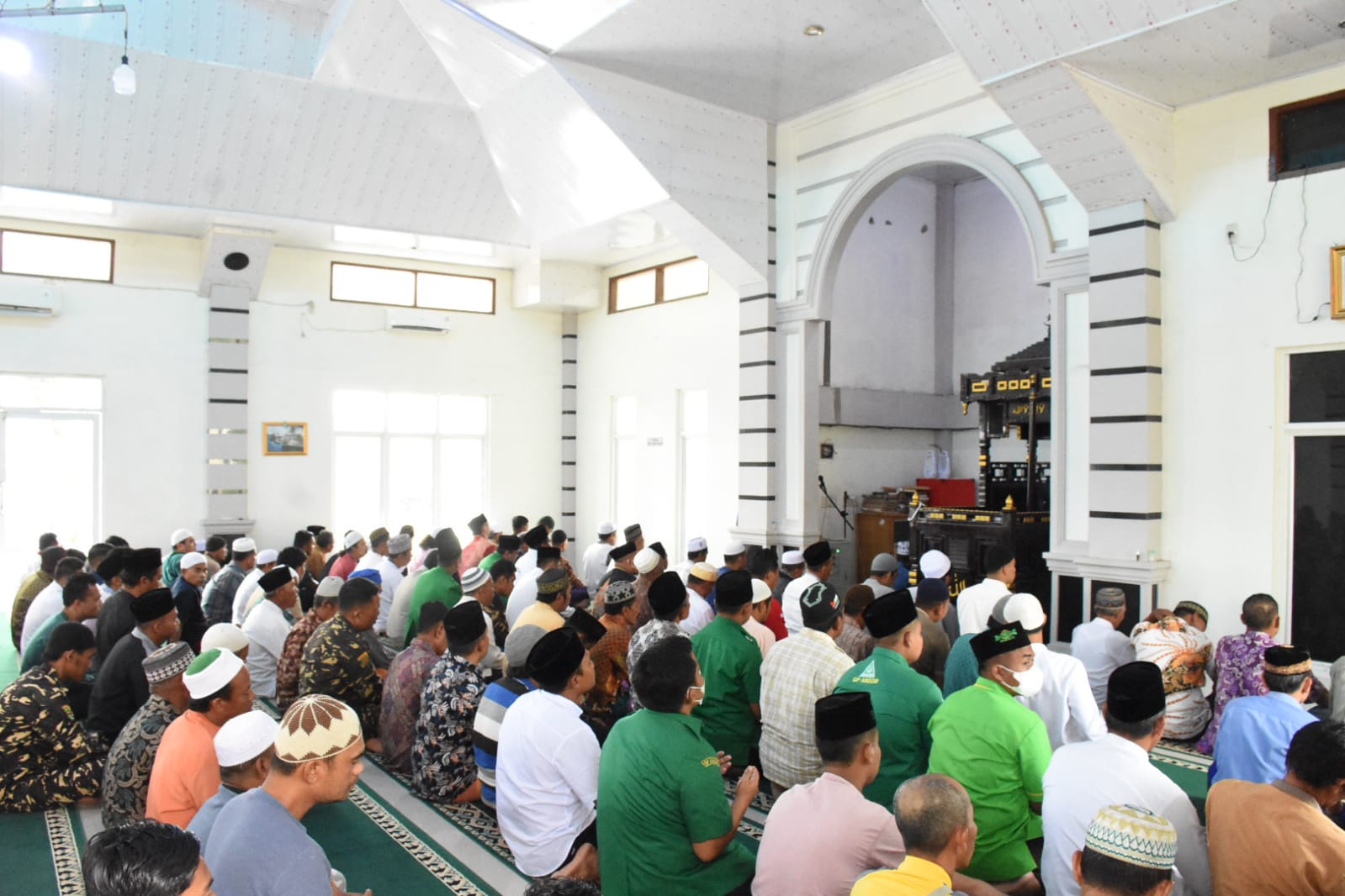 Wujudkan Masyarakat Religius, BupatiÂ  Sergai Laksanakan Safari JumatÂ 