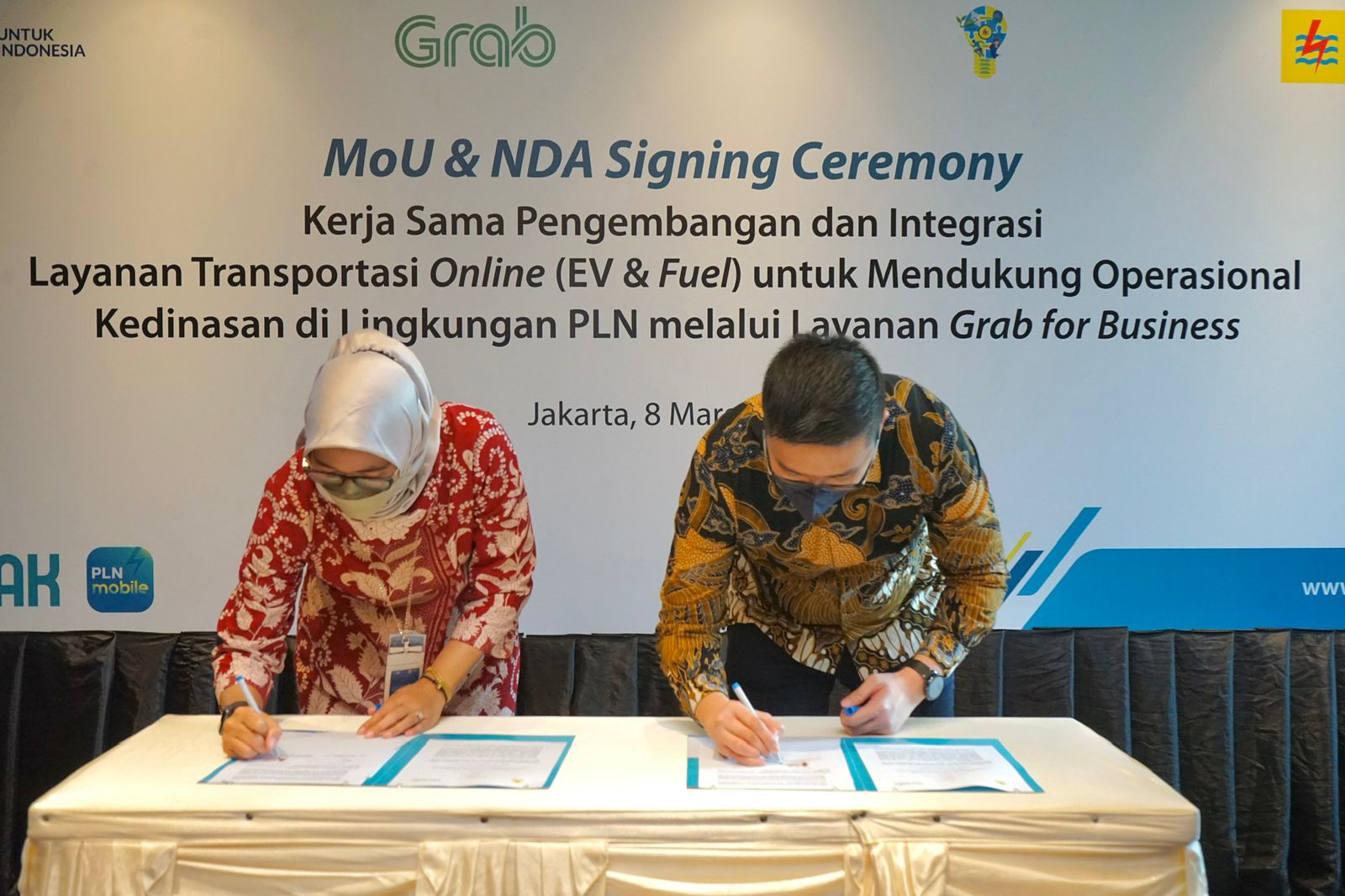 PLN Gandeng Grab Untuk Efisiensi dan Produktivitas Operasional Karyawan yang