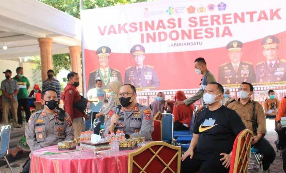 Bupati dan Kapolres Labuhanbatu Menggelar Vaksinasi Serentak Indonesia