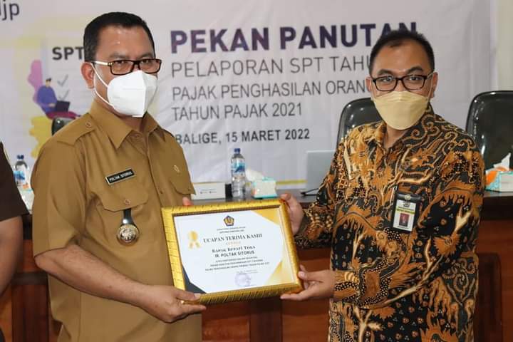 BUPATI MINTA MASYARAKAT UNTUK TAAT PAJAK DAN MELAPORKAN SPT TAHUNAN