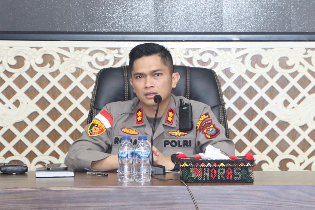 Tiba-tiba Kapolres Tapsel Keluarkan Pernyataan Menggelegar Terkait Minyak Goreng