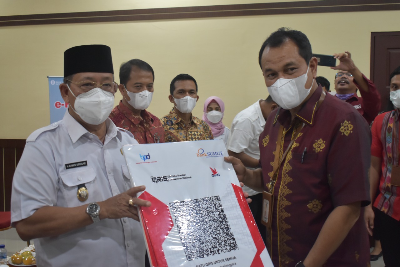 Arwin Siregar Launching Qris E-Pasar,Qris E-Parkir dan Qris Becak Bermotor di Kota Padang Sidempuan
