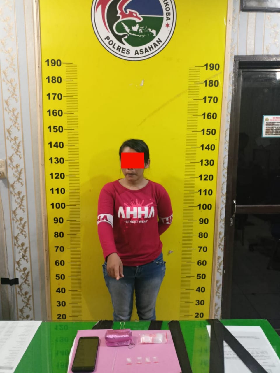 Satres Narkoba Polres Asahan Amankan Seorang Wanita Pengedar Sabu di Desa Kampung Bukit