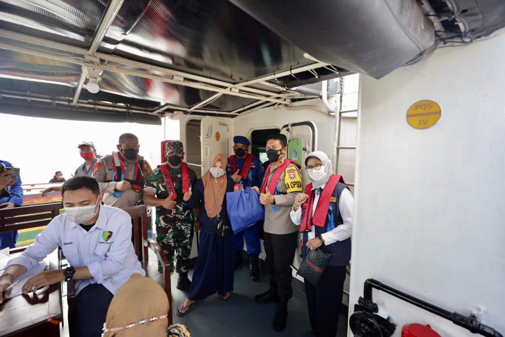 Forkopimda Jatim Cek Vaksinasi Presisi komunitas Masyarakat Pesisir dan Nelayan