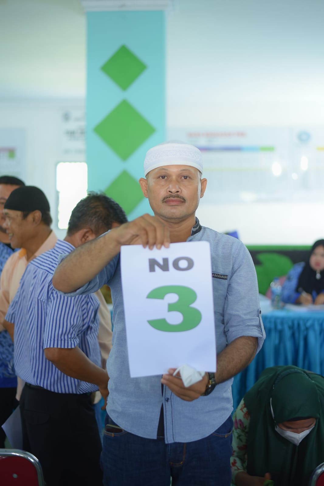 Calon Kades Nomor 3 Desa Sena, WarsitoÂ  :Â  Bersama Kita Bangun Desa Sena Menuju Desa Bermarwah