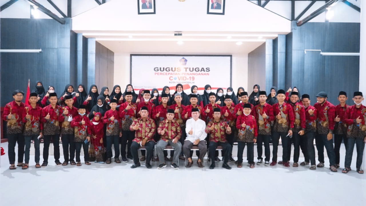 Plt Wali Kota Waris Thalib Melepas 50 Peserta Kafilah Asal Tanjungbalai Ikuti MTQ Ke-38 Tingkat Provsu di Kota Medan
