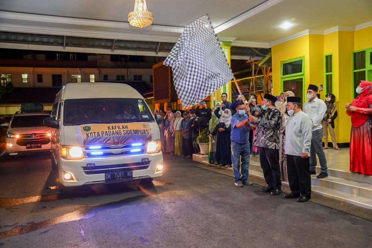 Walikota Padangsidempuan Melepas Khafilah Mengikuti MTQ XXXVIII Tingkat Provsu