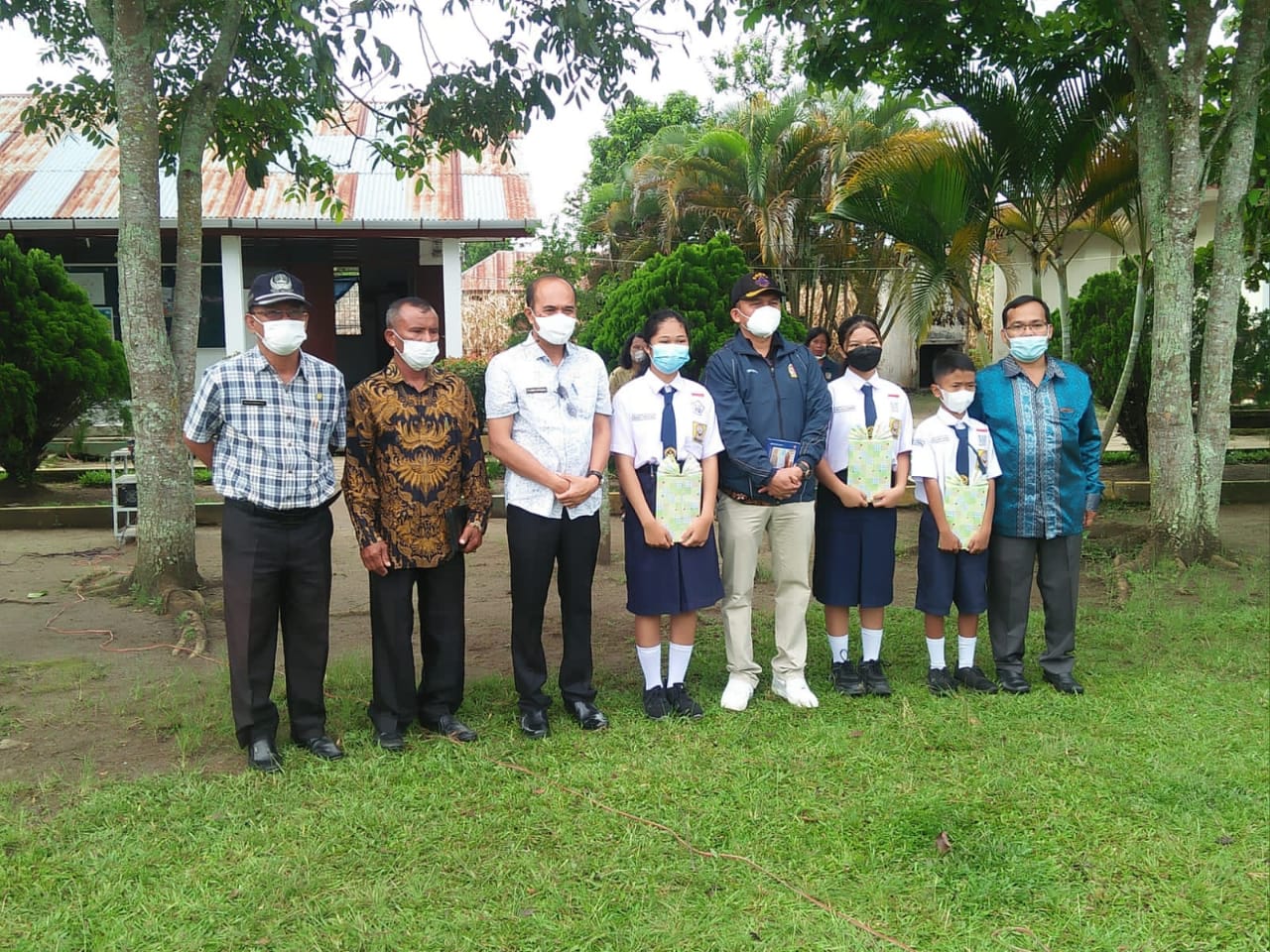 Pelajar SMP Negeri 1 Narumonda,Toba Raih Medali Emas Youth International Science fair 2022