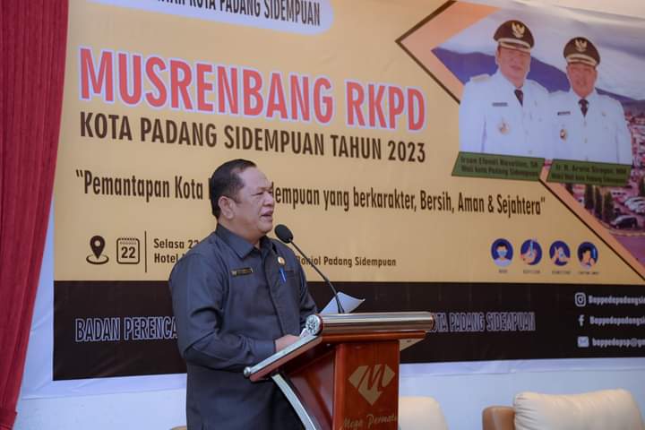 Walikota Padang Sidempuan Irsan Efendi Nasution, SH buka Musrenbang RKPD  Tahun 2023