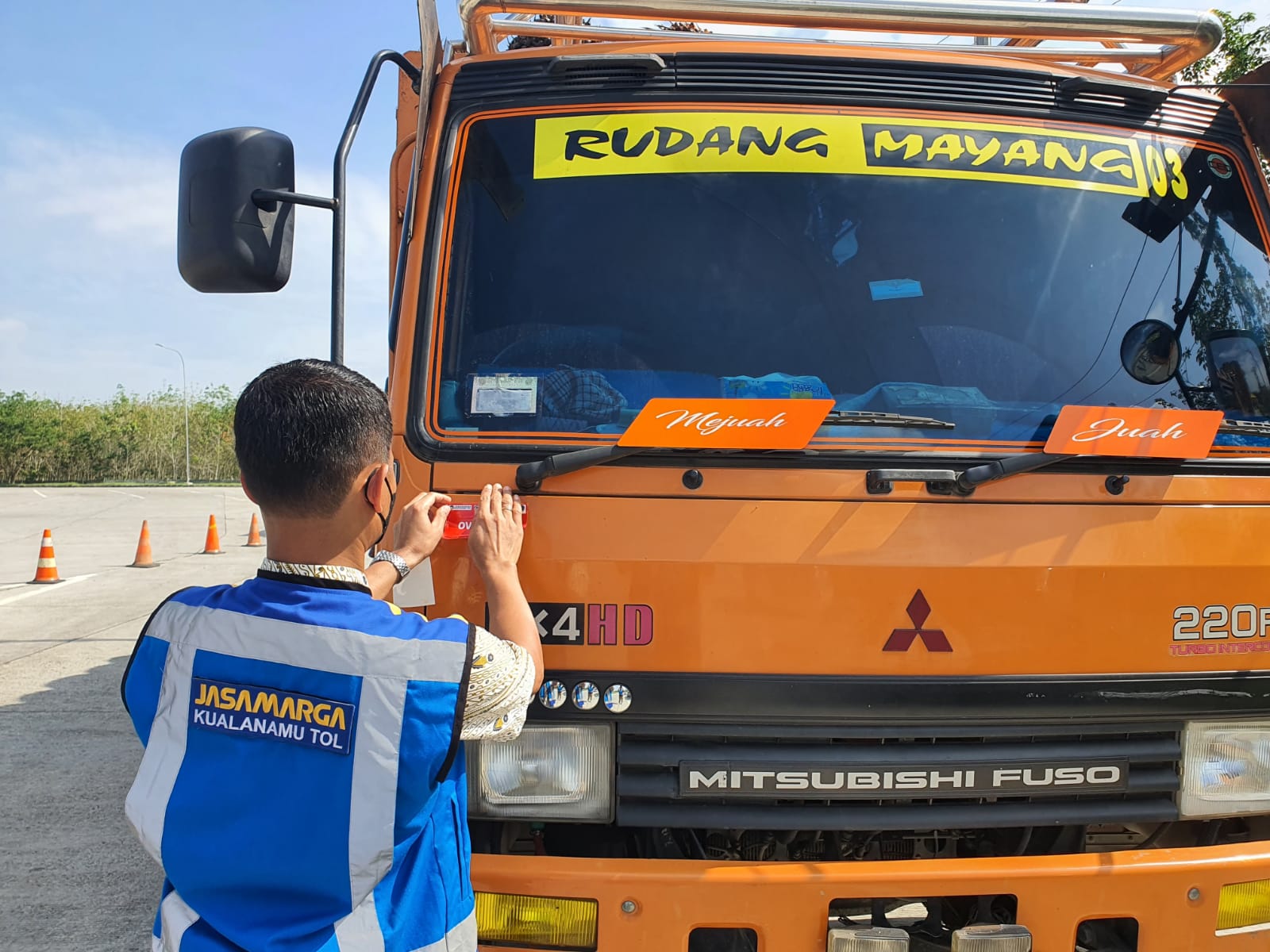 Antisipasi Pelanggaran, Representative Office 1 Belmera dan PT Jasamarga Kualanamu Tol Gelar Operasi Penertiban Kendaraan Over Dimension & Over Load