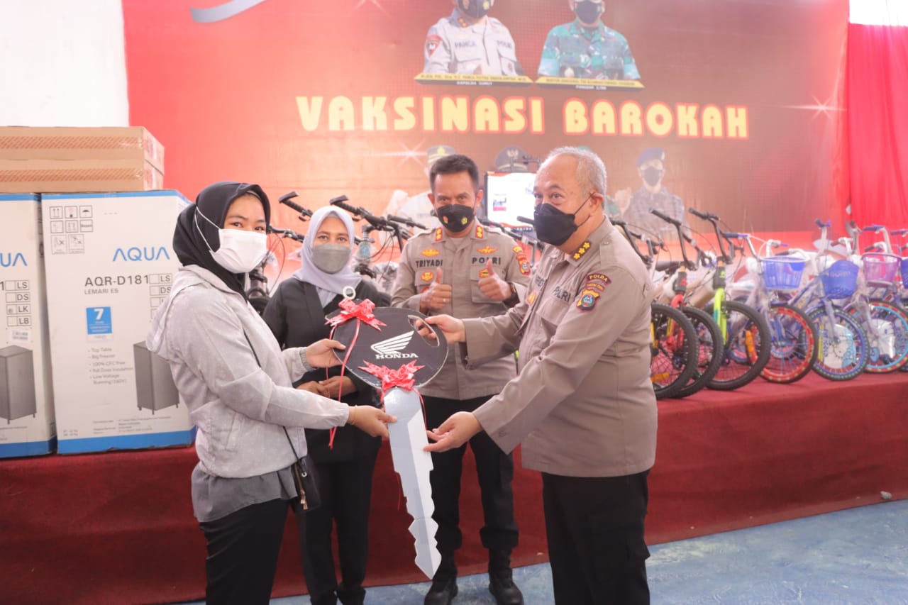 Karo Rena Polda Sumut Tinjau Vaksinasi Barokah Polres Tanjung Balai