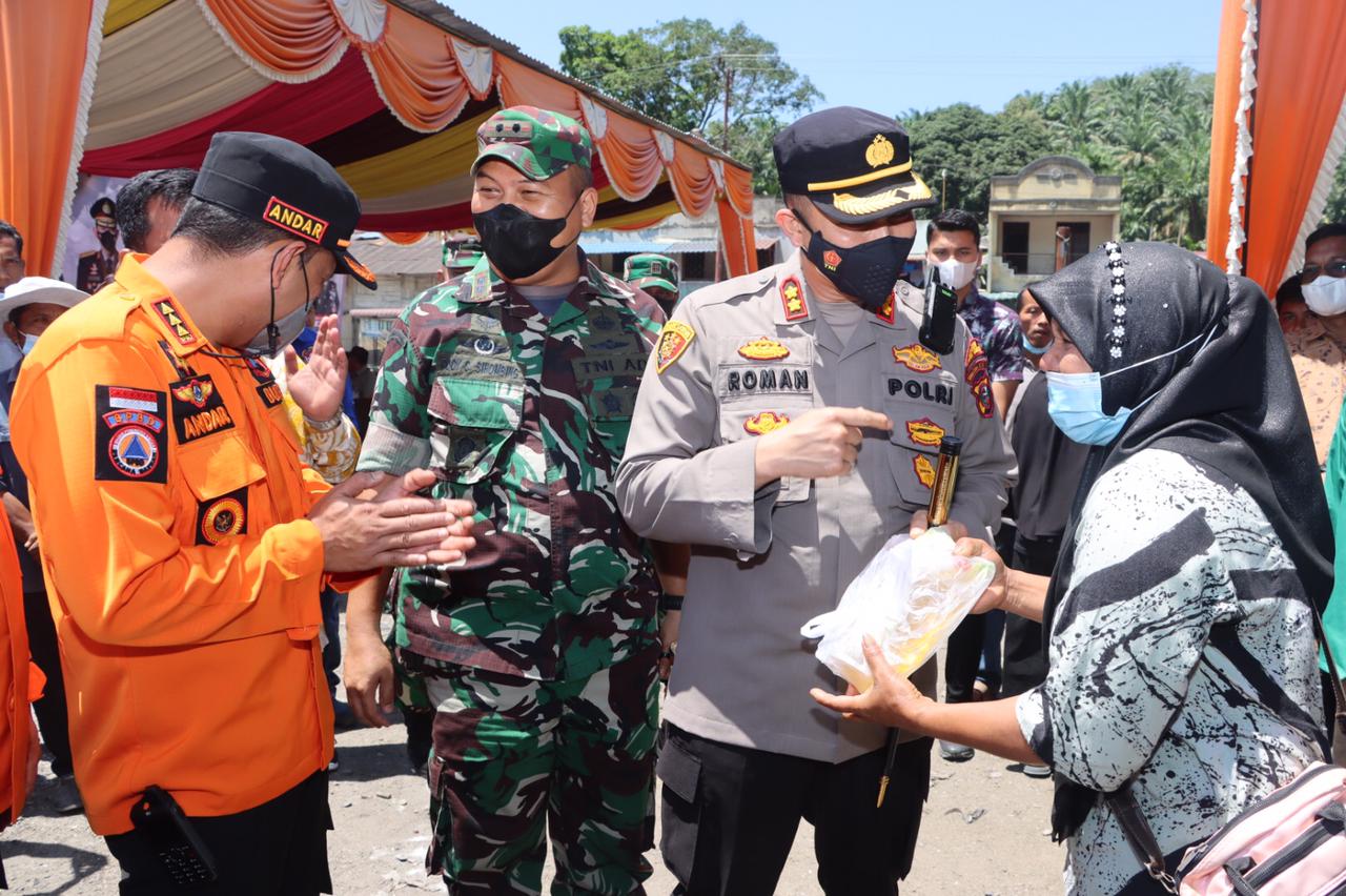 Tinjau Akselerasi Vaksinasi Massal, Kapolres Tapsel Dan Forkopimda Paluta Turun Langsung Ke Sipiongot