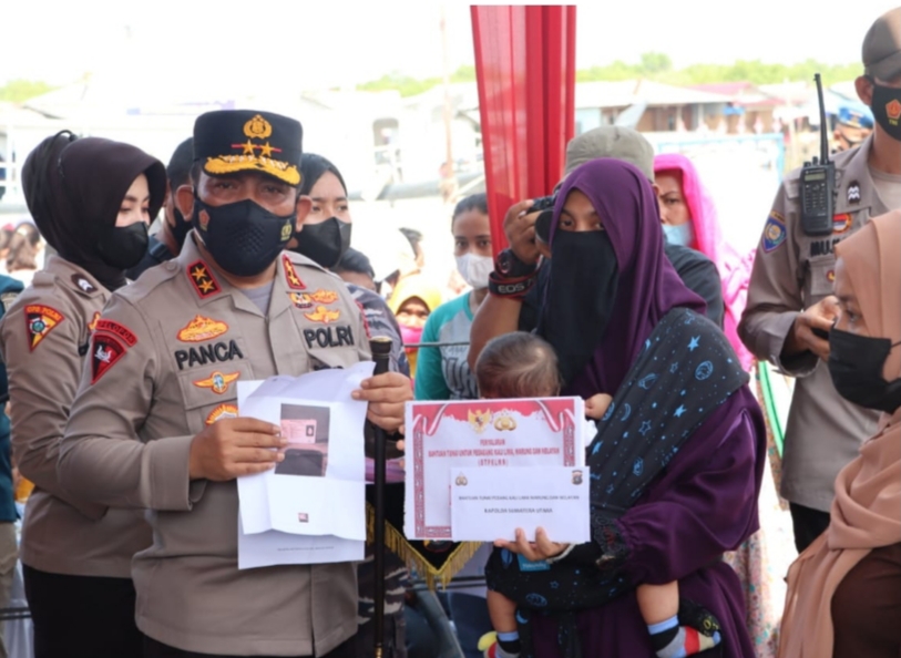64.000 Pedagang K5, Warung  dan Nelayan Dapat Bantuan Tunai Dari Polda Sumut.