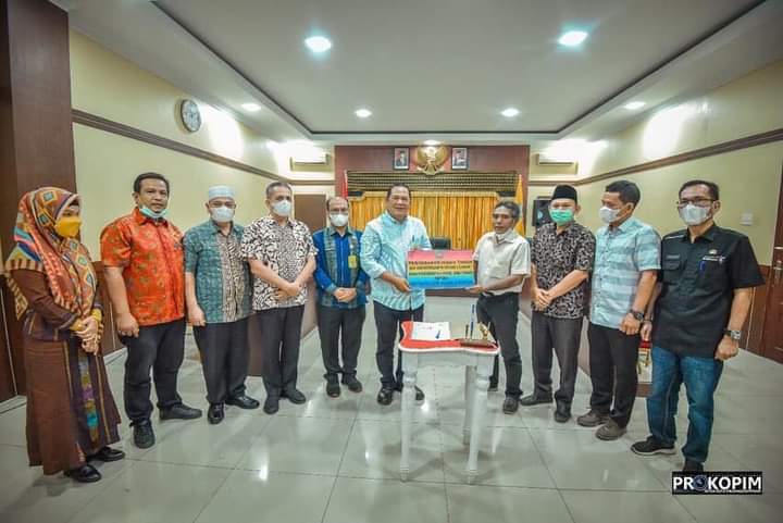 Wali Kota PSP Irsan Efendi Nasution sambut penuh suka cita Hibah Tanah dari Masyarakat Desa Simatohir