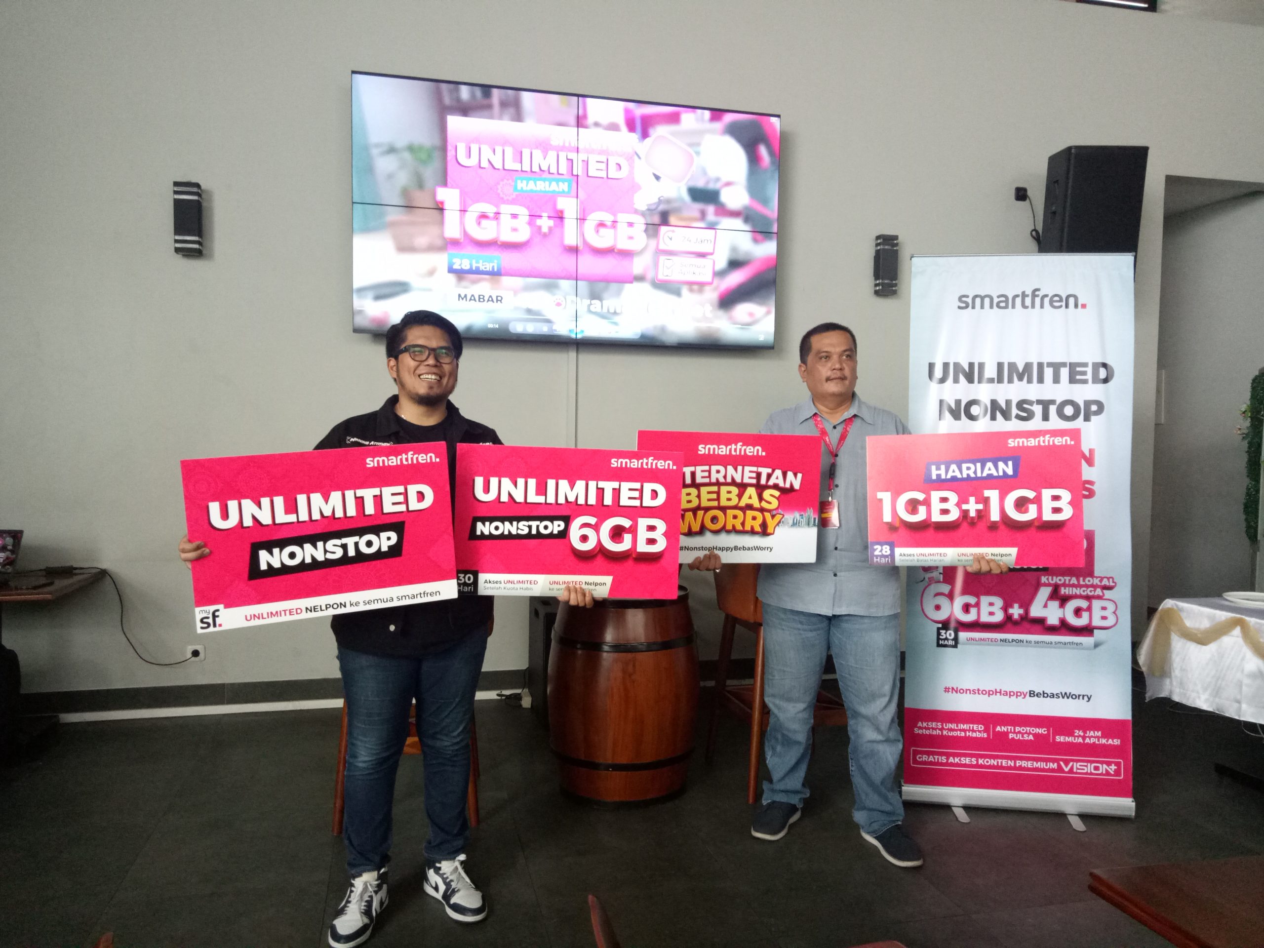 Sambut Ramadhan, Smartfren Hadirkan Unlimited Nonstop buat Internetan Happy Bebas Worry