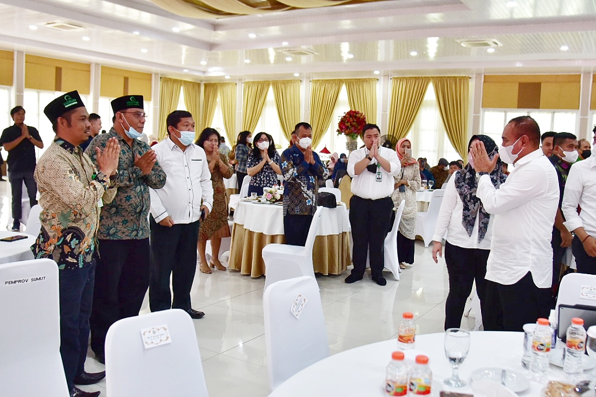 Edy Rahmayadi Ajak PTS di Sumut Siapkan  SDM Unggul Hadapi Tantangan Bonus Demografi