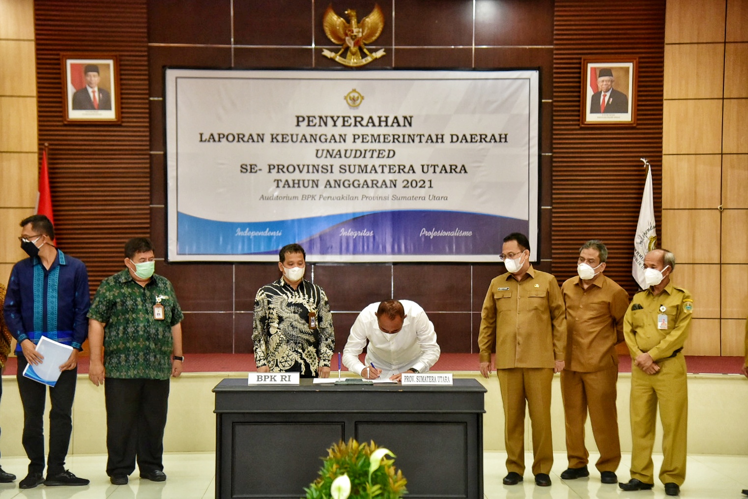 Gubernur Edy Rahmayadi Serahkan LKPD Tahun 2021