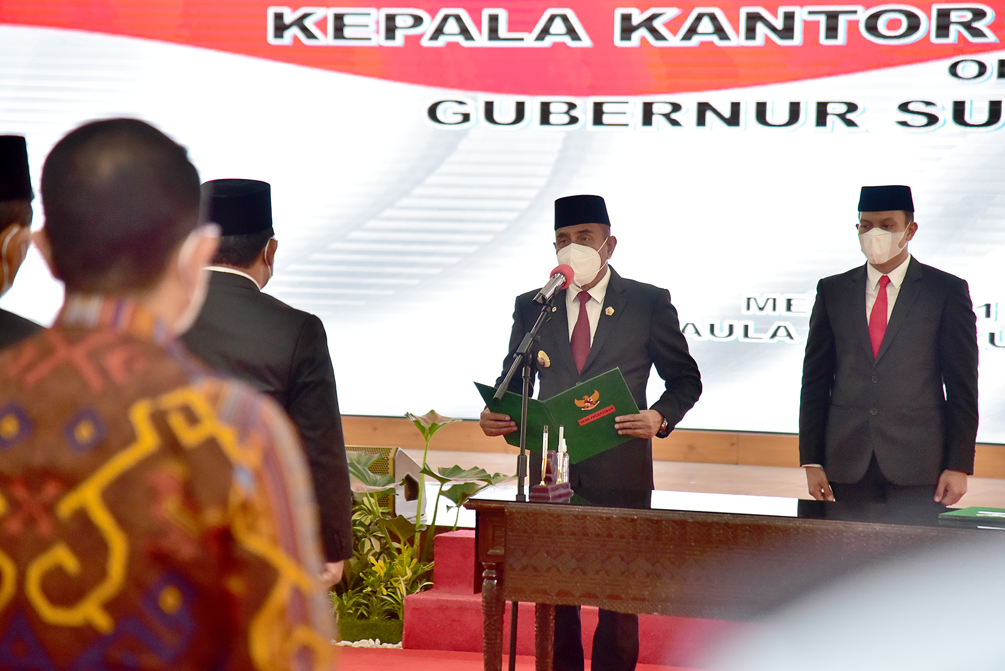 Kukuhkan Kepala Kantor Regional VI BKN Medan,  Edy Rahmayadi Tekankan Pentingnya Sinergitas