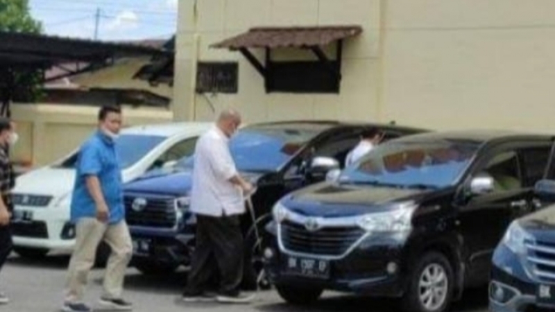 Ada Apa? KPK Periksa Ngogesa Sitepu