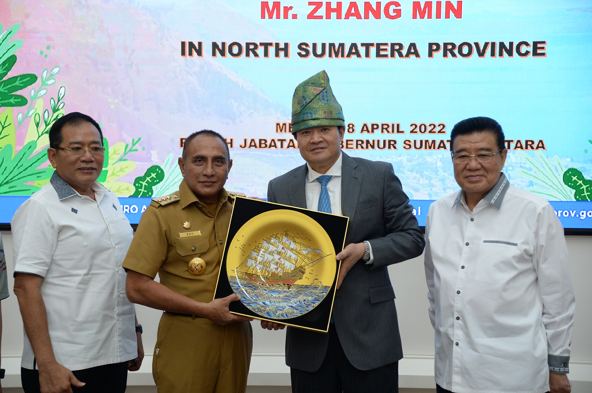 Bertemu Konjen Tiongkok, Edy Rahmayadi Bahas Kerja Sama Bidang Olahraga
