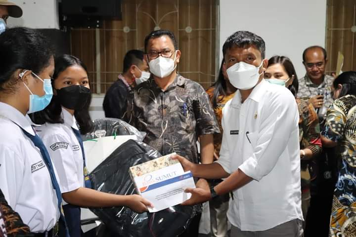Bupati Toba Bangga, Siswa SMP Kabupaten Toba Berprestasi Internasional