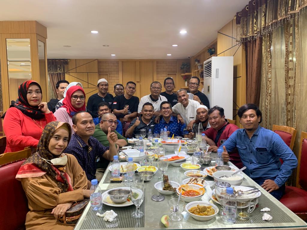 Keluarga Besar IKA SMPN XI 94 Gelar Silaturahmi dan Buka Puasa Bersama