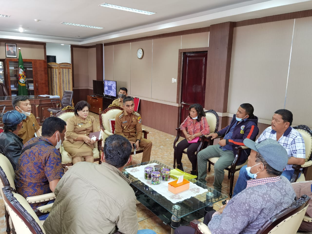 Warga Desa korban Erupsi Sinabung Audensi Ke Bupati Terkait Penyelesaian Lahan Usaha Tani