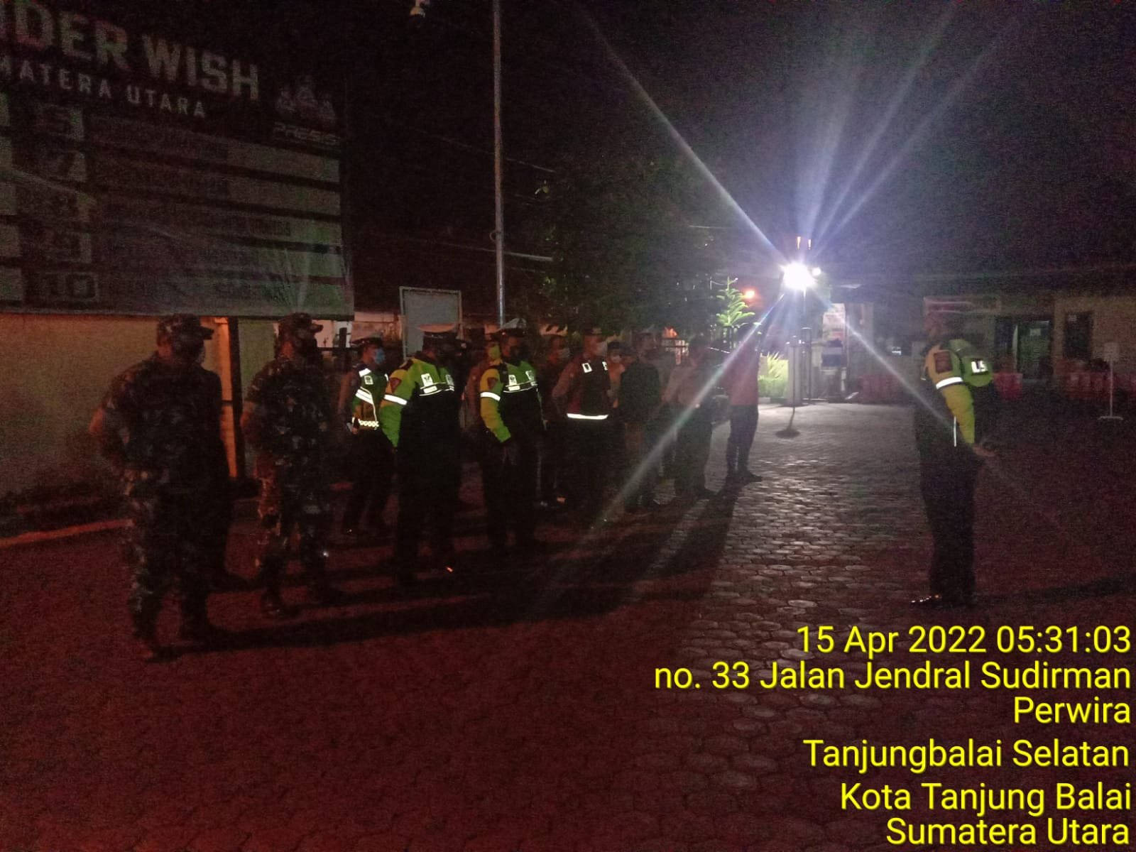 Polres Tanjung Balai Tempatkan Personil di Jalan Antisipasi Balapan Liar di Waktu Asmara Subuh