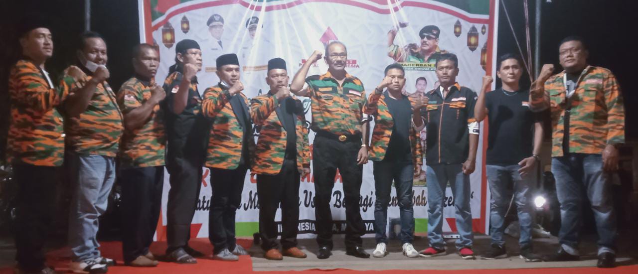 Mempererat Tali Silaturahmi, Ketum MPI dan Ketua DPK MPI Labuhanbatu Buka Puasa Bersama Serta Santuni Anak Yatim