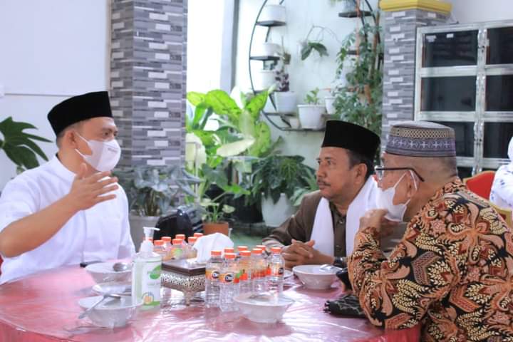 Bupati Labuhanbatu Jalin Silaturahmi Dengan Ulama Toga dan Tomas Serta Buka Puasa Bersama