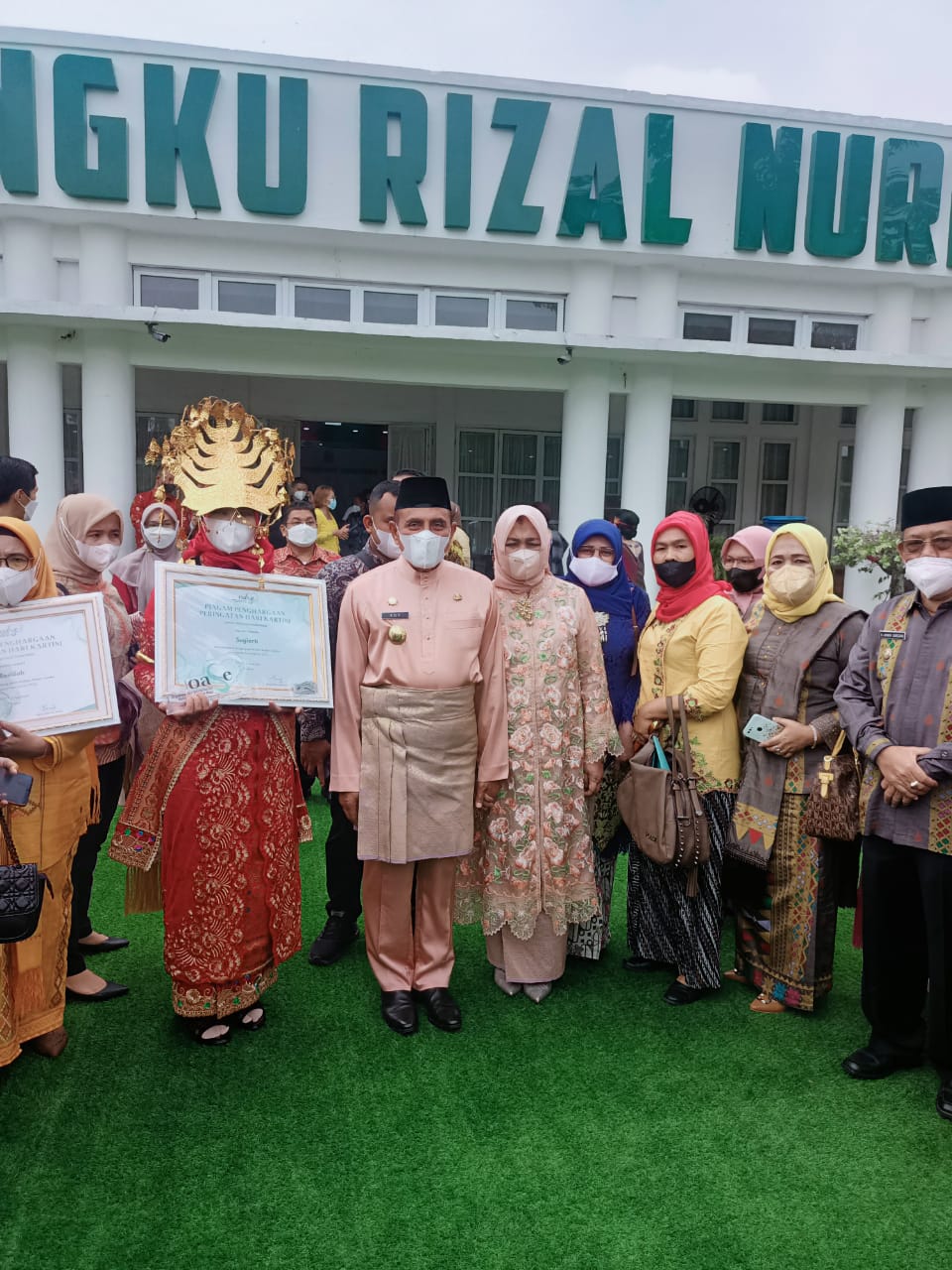 Wakil Walikota Padang Sidempuan hadiri peringatan puncak Hari Kartini ke 144 tahun 2022 di Medan