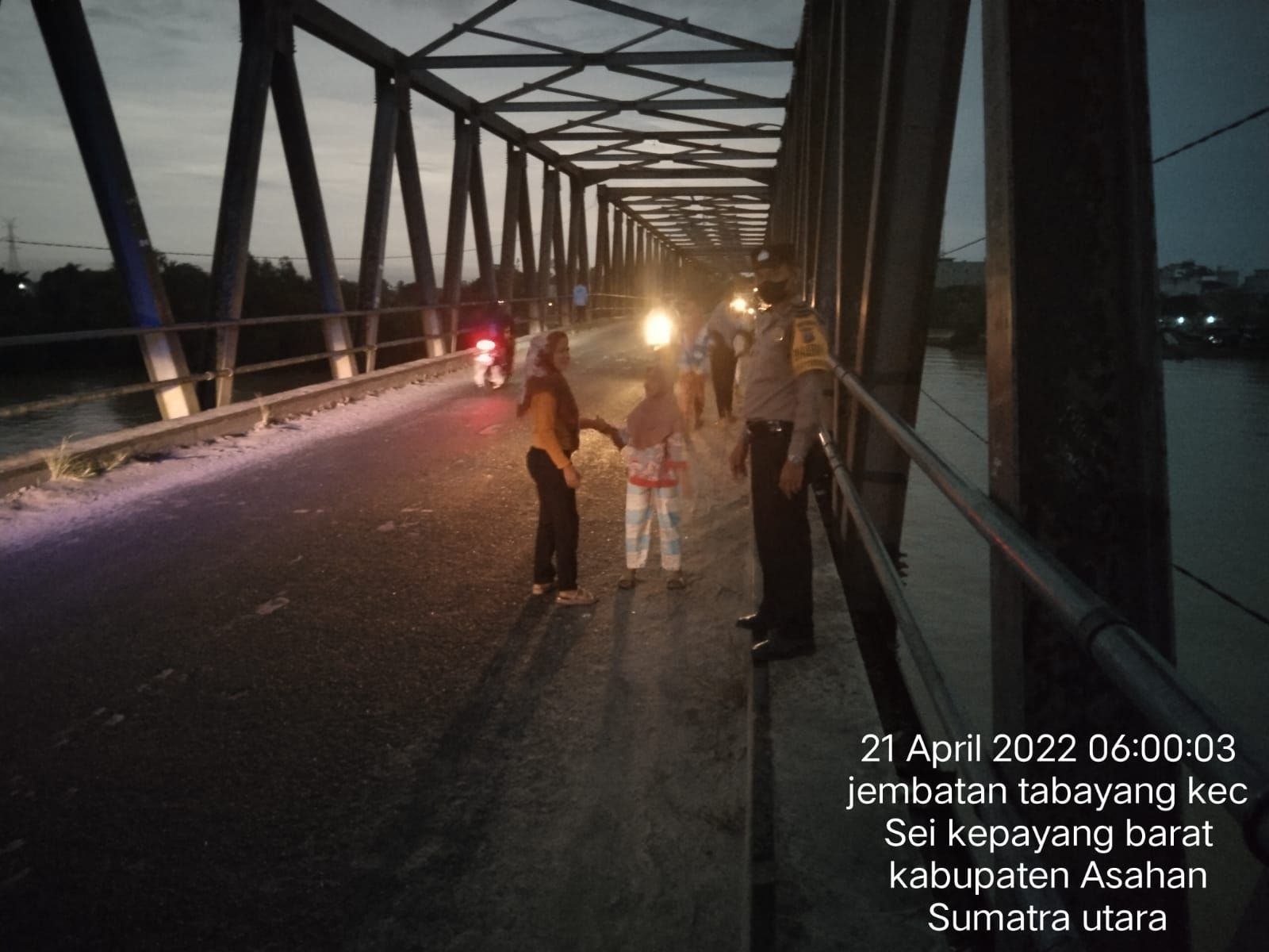 Personel Polsek Sei Kepayang Polres Asahan Patroli Cipta Kamtibmas Kondusif Asmara Subuh