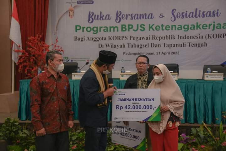 Wali Kota Padang Sidempuan Hadiri Kegiatan Sosialisasi BPJS Ketenagakerjaan Bagi Anggota Korpri