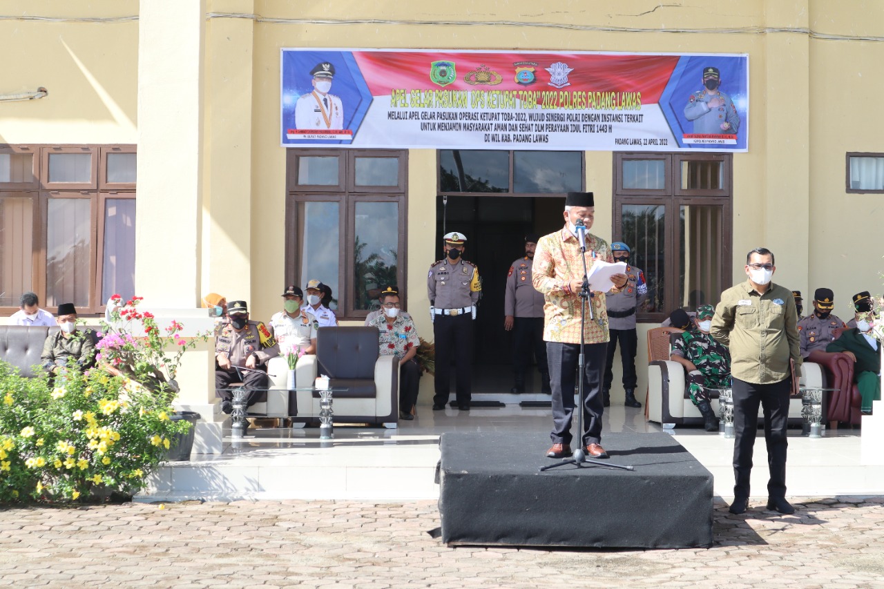 Plt Bupati Palas Pimpin Upacara Apel Gabungan Operasi Ketupat Toba 2022 Di Makopolres Palas