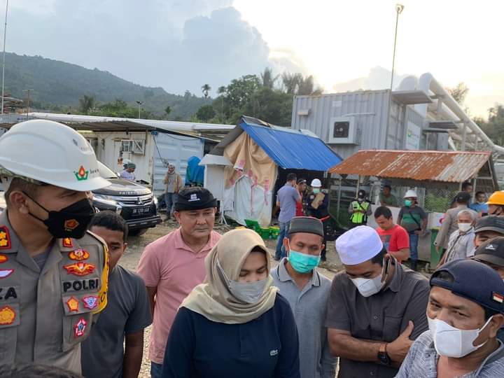 Wabup Atika Bersama Kapolres Madina Tinjau Lokasi, Pastikan Keselamatan Warga Sibanggor Julu