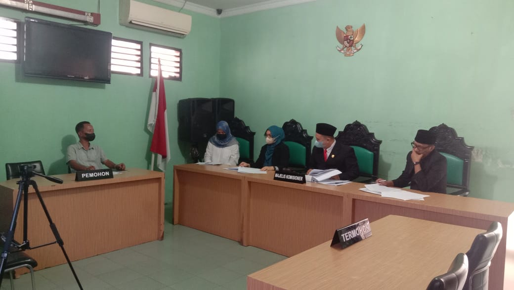 Dua Kali Kepala SMPN 1 Bandar Huluan Simalungun Mangkir dari Sidang Sengketa Informasi