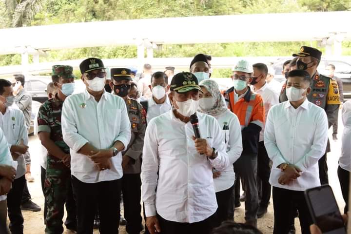 Gubsu Edy Rahmayadi Tinjau Lokasi Semburan Lumpur PT SMGP
