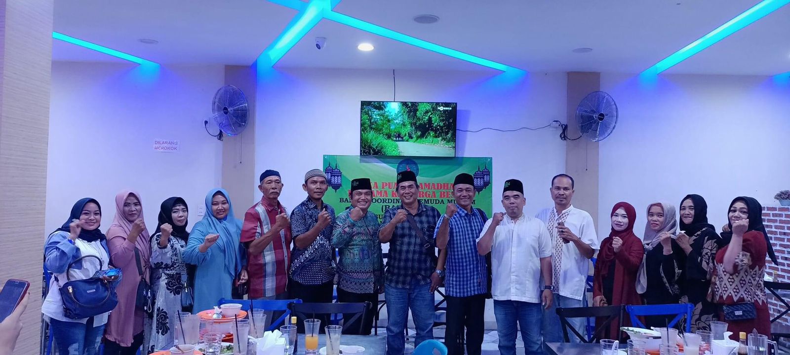 Eratkan Silatuhrami Keluarga Besar Pengurus BAKOPAM Sumut Gelar Buka Puasa Bersama Elemen Masyarakat