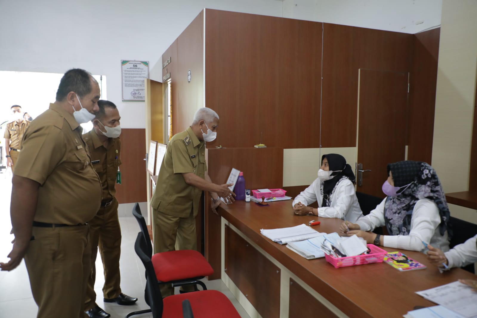 Sidak Hari Pertama Kerja, Bupati Asahan Temukan Ini