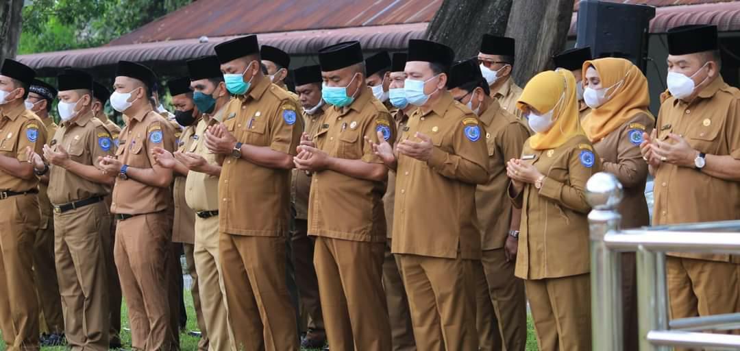 Apel Gabungan Seusai Pasca Libur Idul Fitri, Bupati Labuhanbatu Tekankan ASN Disiplin Kerja