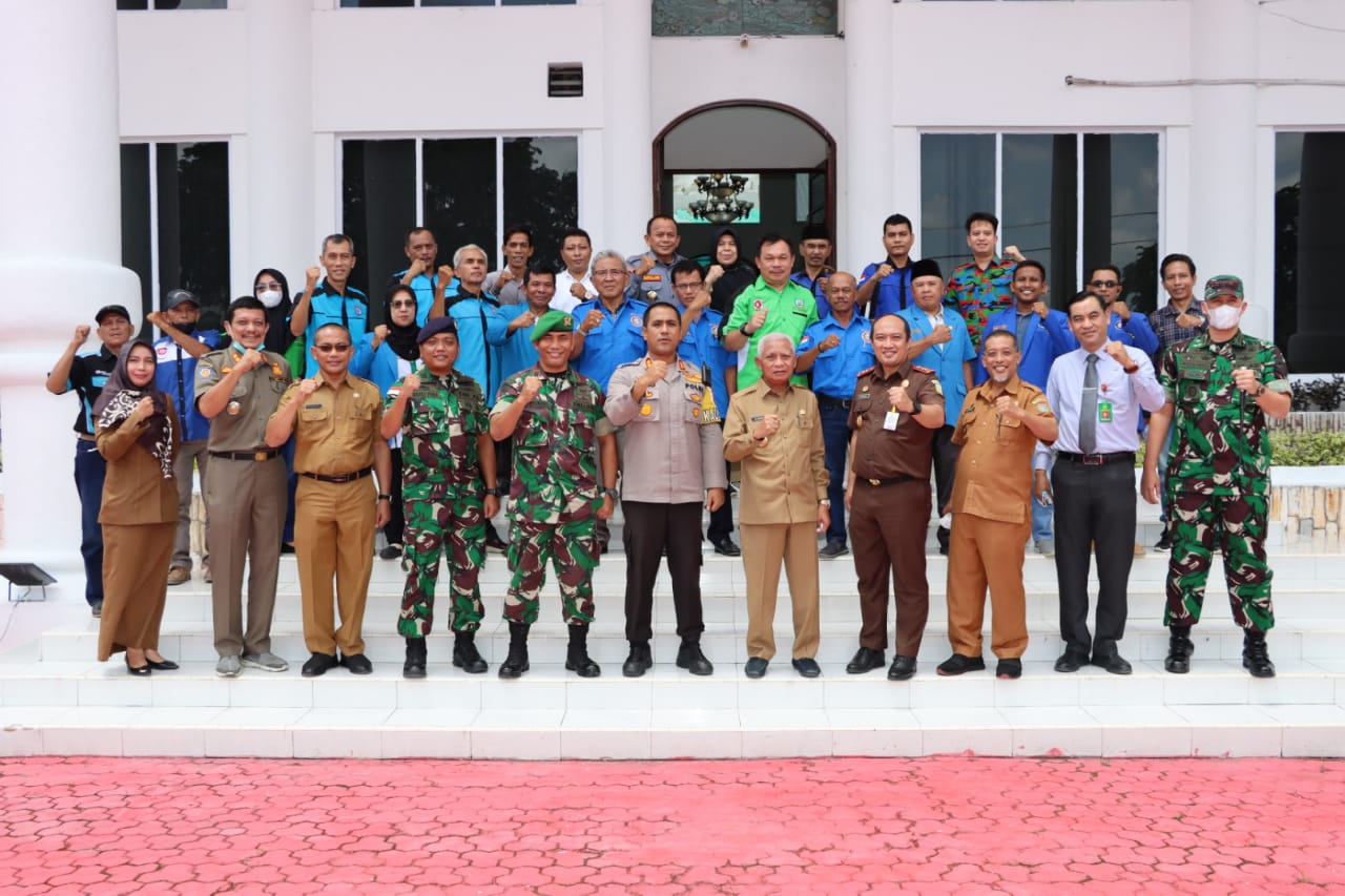 Kapolres Asahan bersama Forkopimda Hadiri Silaturahmi dengan Kepengurusan Buruh