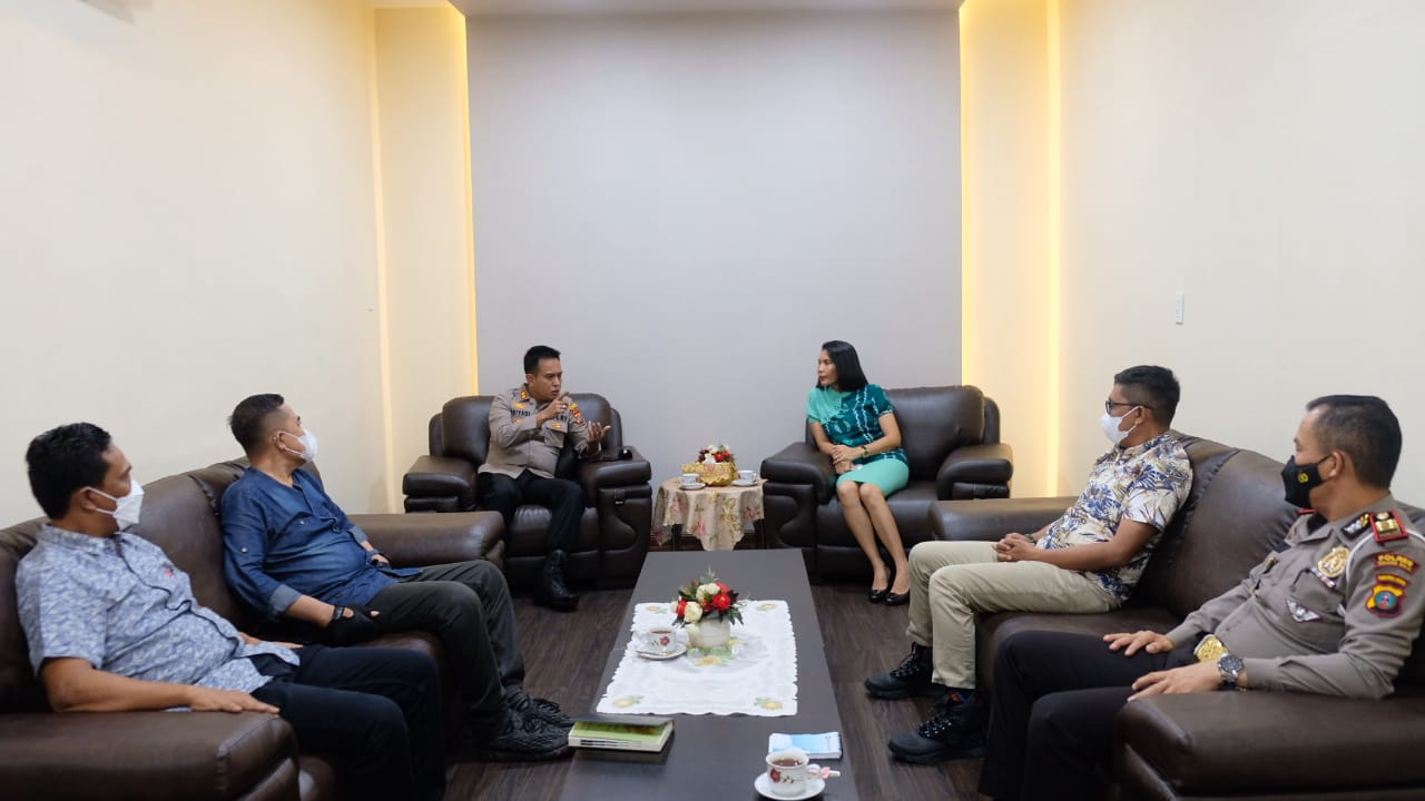 Kapolres Tanjung Balai AKBP Triyadi Terima Kunjungan Silaturahmi Kajari Tanjung Balai