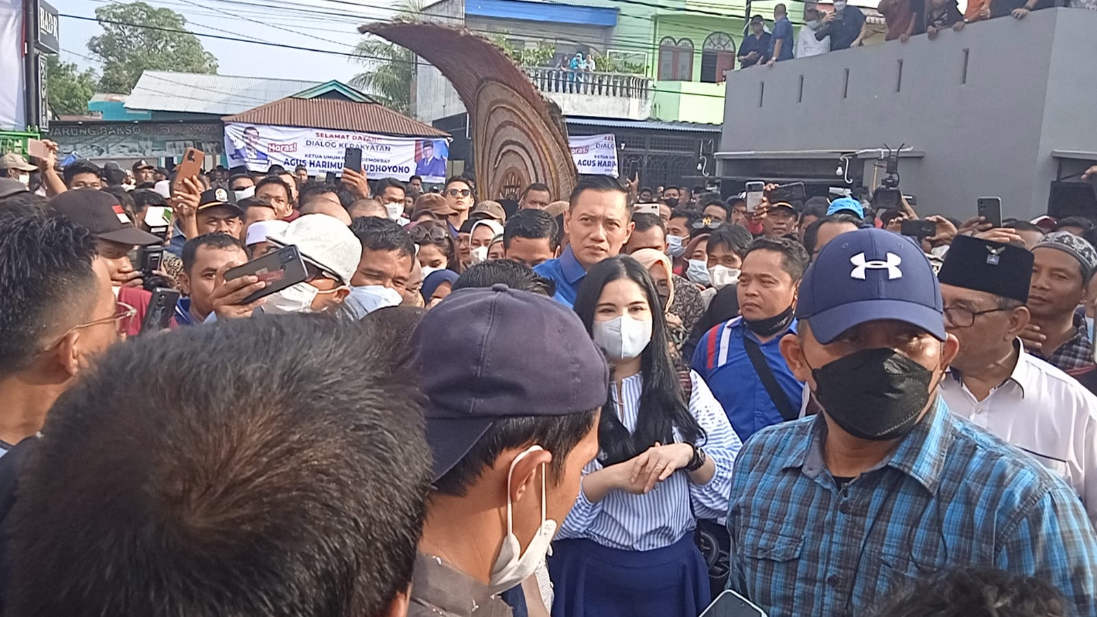 Hadiri Dialog Kerakyatan di Deliserdang, AHY Disambut Lautan Massa