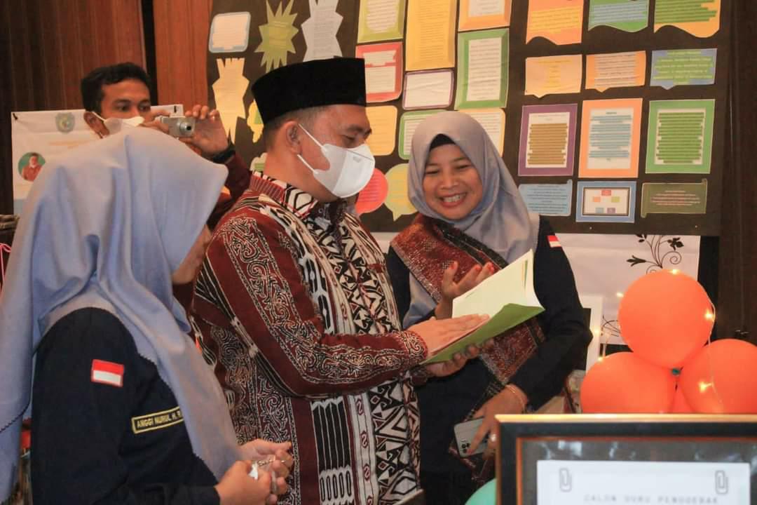 Bupati Labuhanbatu Berikan Bimbingan dan Arahan Acara Festival Hasil Belajar Lokakarya 7 Program Pendidikan Guru Penggerak